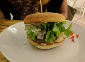 Bombas Hamburgeria Sarda food