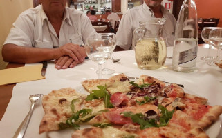 Pizzeria Ca' Rossa food