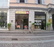 Caffè Del Ponte outside