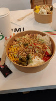 Mumi Poke food