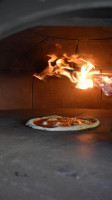 L' Artigiano Della Pizza food