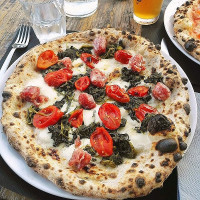 480° Gradi Pizzeria food