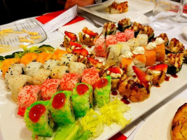 Ama Sushi Club food