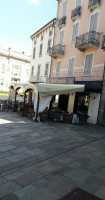 Caffe Orientale outside