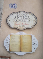 Antica Focacceria Sapori Siciliani inside