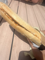 Baguette Du Monde inside