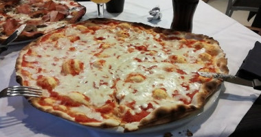 Ciro Pizzeria food