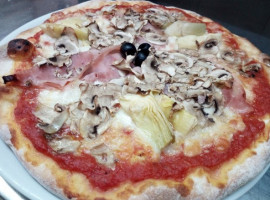 Accademia Della Pizza food