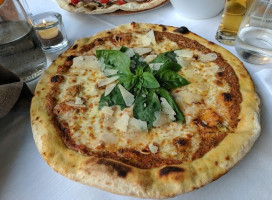 Caprice Pizzeria food