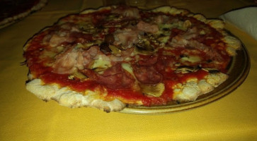 Pizzeria Calogero food