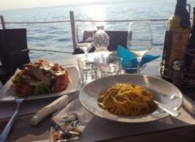 Lido Mirabello Beach food