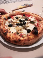 Aldo E Maria Pizzeria food