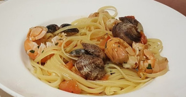 Cozzeria Alle Mura food