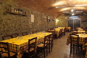 Antica Cantina E. Toti food