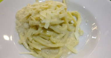 Cacio E Pepe inside