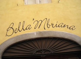 Bella 'mbriana inside