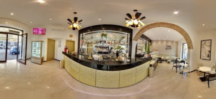 Caffe Julie inside