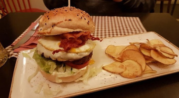 Borgo Magno Burger Bistrot food