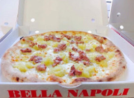 Bella Napoli food