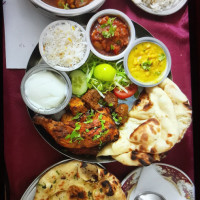 Ladywell Tandoori food