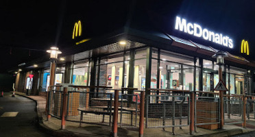 Mcdonald's Restaurants outside