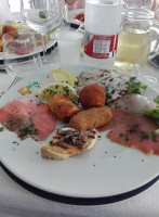 Club Nautica Lo Scoglio food