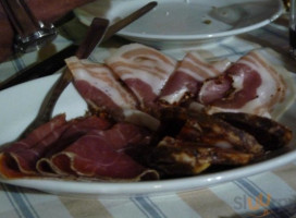 Agriturismo Montesalerno food