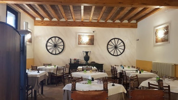 Antica Trattoria inside