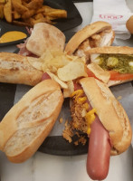 100 Montaditos food