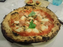 Pizzeria Napoletana food