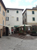 Cantina Del Bartoccio inside