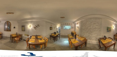 Cantina Del Bartoccio inside