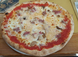 Albergo Pizzeria Esperia food