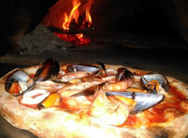 Anima E Pizza food