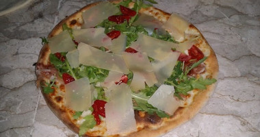 Altamarea Pizzeria food