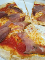 Beppe Pizza food