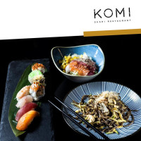 Komi Sushi food