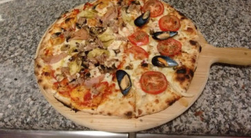 Bizula Cucina Di Mare E Pizza food