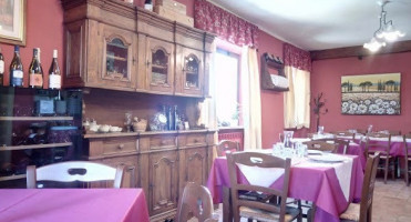 Trattoria In Campagna food