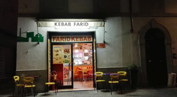 Farid Kebab inside