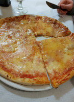 Pizzeria Da Libero E Tizi food