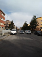 Caffe Veneziano outside