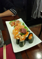 Iti Sushi food