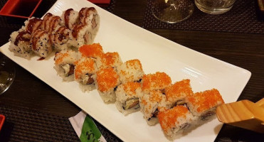 Iti Sushi food