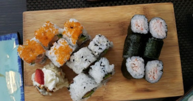 Iti Sushi food