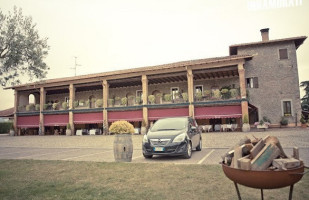 Agriturismo Cascina Carretto outside