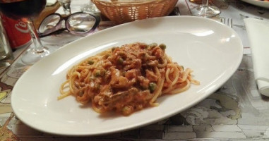 Spaghetti Notte food