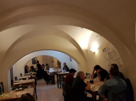 Pizzeria La Partenope food