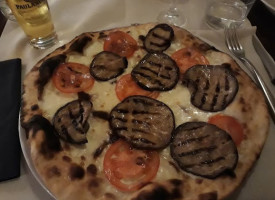 Luna Rossa food