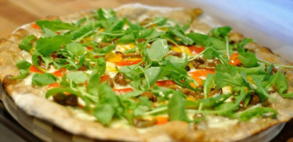 5 Sapori Pizza Artigianale Tuscolana food